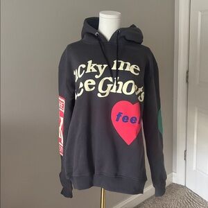 Lucky me I see Ghosts Graphic Hoodie with Heart Design like new worn once